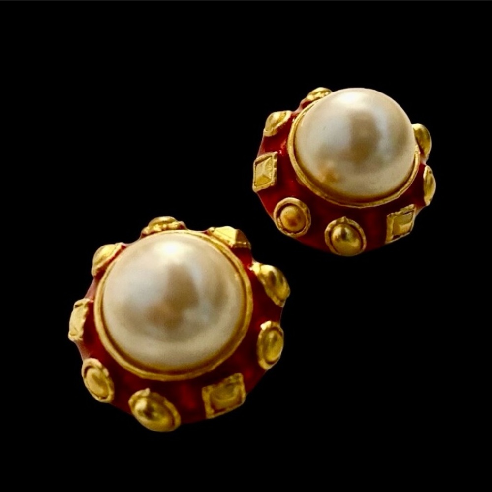 Vintage Dome Clip on Earrings